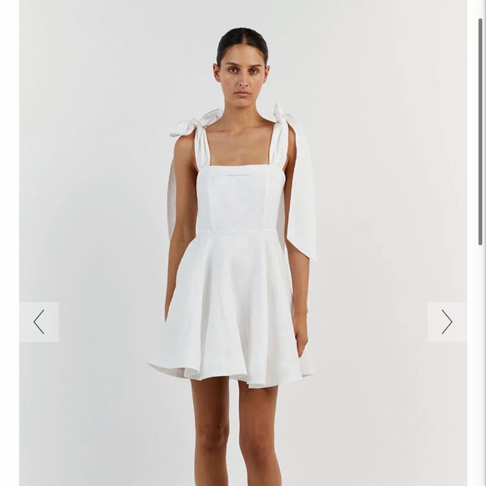 Dissh Aisle White Linen Bow Mini Dress - US 6